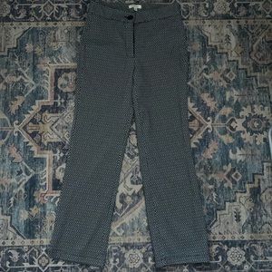 Max Studio Women’s Black and White Flare Business Pants Size 4 EUC